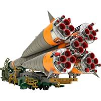 Good Smile Company Soyuz Rocket &amp- Transport Train Plastic Model Kit 1-150 32 cm